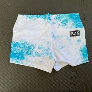 Rok the Box booty shorts, M